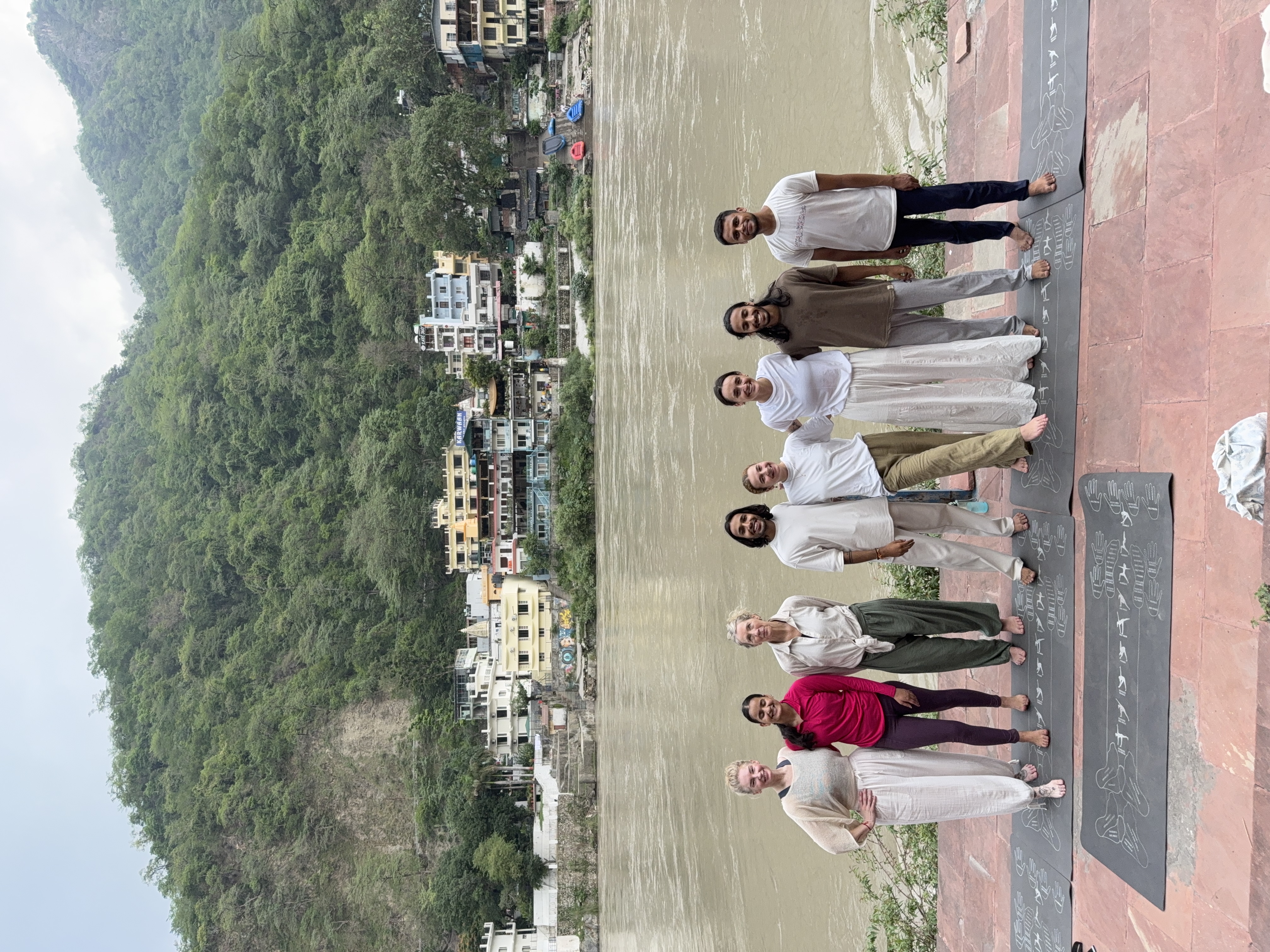 Student retreat group by Ganga